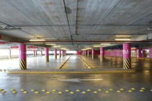 Leia mais sobre o artigo Justiça condena supermercado a indenizar cliente por furto de motocicleta em estacionamento