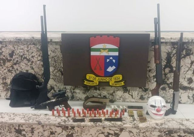 Leia mais sobre o artigo Polícia apreende armas e dezenas de munições durante operação no interior do RN