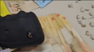 Leia mais sobre o artigo Dois homens são presos em flagrante por tráfico de drogas e posse irregular de arma de fogo em São Miguel do Gostoso