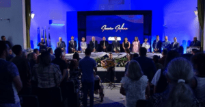 Leia mais sobre o artigo Câmara Municipal de João Câmara realiza sessão solene com homenagens e assinaturas de acordos importantes