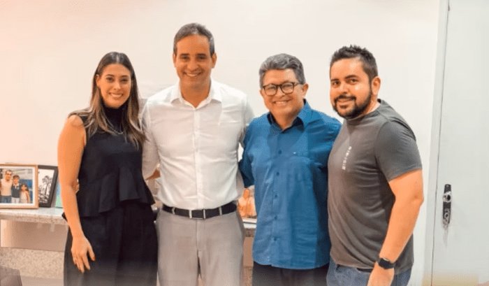 No momento, voc&ecirc; est&aacute; visualizando Prefeito de Janda&iacute;ra participa de reuni&atilde;o com secret&aacute;rios estaduais para discutir projetos para 2026