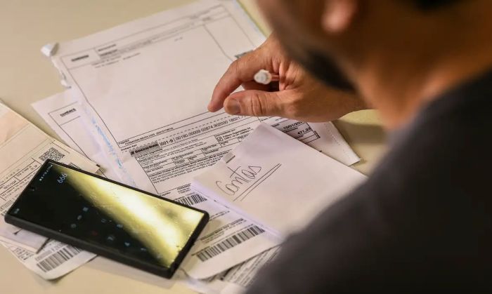 Leia mais sobre o artigo Salário mínimo de R$ 1.621 começa a valer nesta quinta-feira