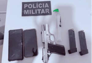 Leia mais sobre o artigo Homem é preso por porte ilegal de arma de fogo no réveillon na praia de Barra de Cunhaú em Canguaretama, RN