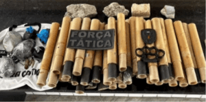 Leia mais sobre o artigo Força Tática do 9º BPM apreende artefatos explosivos durante Operação Clássico Rei