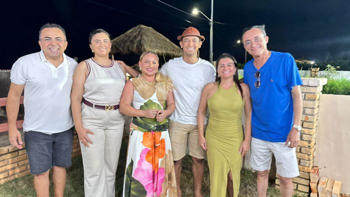 No momento, voc&ecirc; est&aacute; visualizando Prefeitos da Costa Branca fortalecem pr&eacute;-candidatura de Allyson Bezerra ao Governo do RN