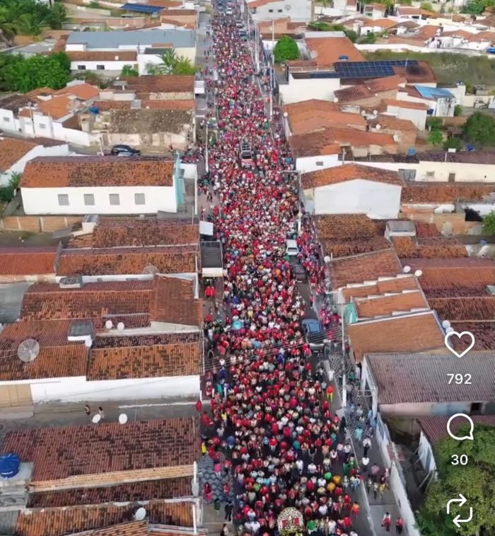 No momento, voc&ecirc; est&aacute; visualizando Milhares de fi&eacute;is participam da tradicional prociss&atilde;o de S&atilde;o Sebasti&atilde;o em Jo&atilde;o C&acirc;mara