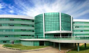 Leia mais sobre o artigo Polícia prende técnicos de enfermagem suspeitos de matar três pacientes em hospital no Distrito Federal