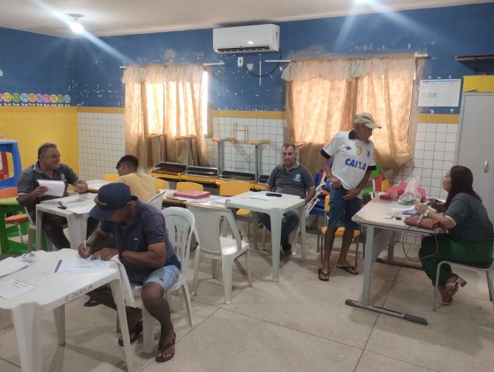 Leia mais sobre o artigo TOUROS: Equipe da secretaria de agricultura realiza cadastro do Terra Produtiva 2026 no distrito Cajá