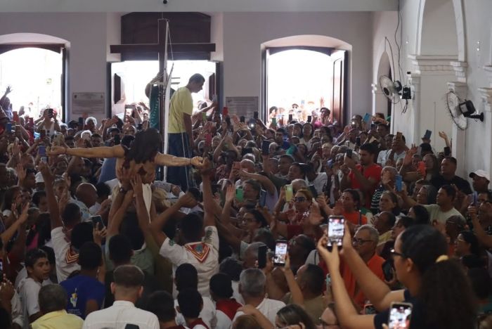 No momento, voc&ecirc; est&aacute; visualizando Arcebispo Dom Jo&atilde;o preside Missa solene do Bom Jesus dos Navegantes, em Touros