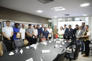 Leia mais sobre o artigo Empresa chinesa estuda instalar fábrica de equipamentos agrícolas no RN