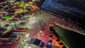 Leia mais sobre o artigo Galinhos recebe 25 mil visitantes e realiza o maior Réveillon de sua história