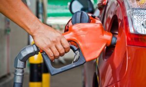 Leia mais sobre o artigo Ano de 2026 começa com aumento na gasolina, diesel e gás de cozinha