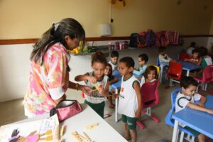 Leia mais sobre o artigo Professores concursados de creches terão direito ao piso salarial da educação e são reconhecidos como profissionais do Magistério