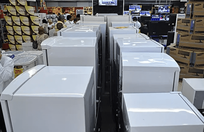 Leia mais sobre o artigo Comércio do RN avança em novembro com 2º melhor desempenho do país e melhor do Nordeste