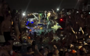 Leia mais sobre o artigo Após denúncias de festas em lanchas, Idema anuncia fiscalização nos Parrachos de Pirangi