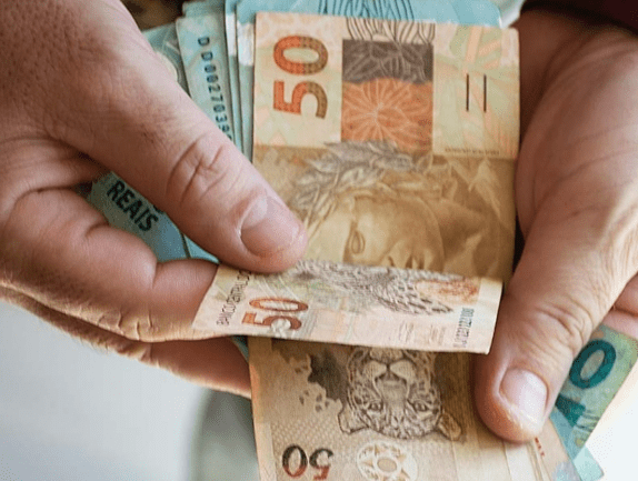 Leia mais sobre o artigo Estado do RN inicia pagamento do 13º salário e prevê conclusão ainda nesta sexta-feira