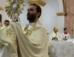 Leia mais sobre o artigo Missa de acolhida do Padre Ivanilson na paróquia do Bom Jesus em Touros será dia 11 fevereiro 