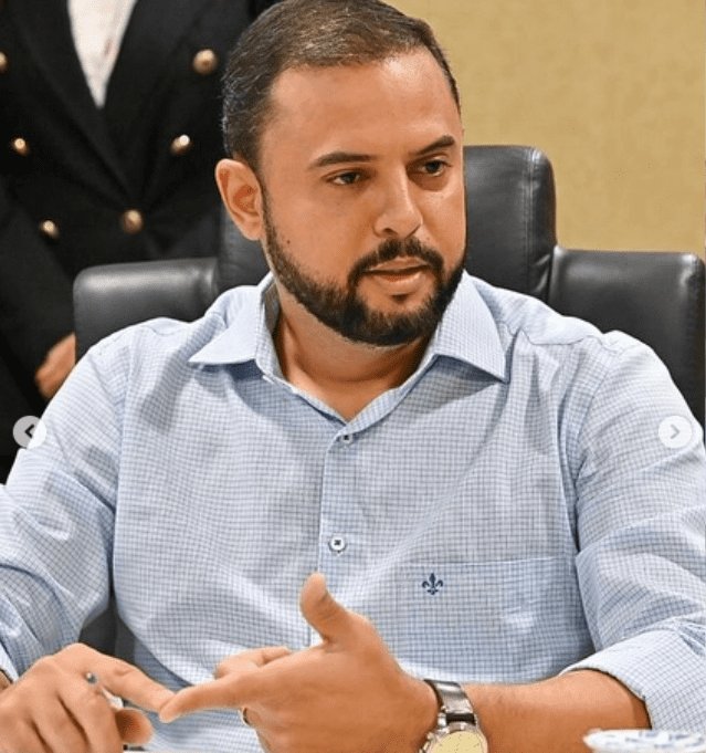 No momento, você está visualizando Prefeito de Pedra Grande, Pedro Henrique, celebra aniversário nesta segunda-feira