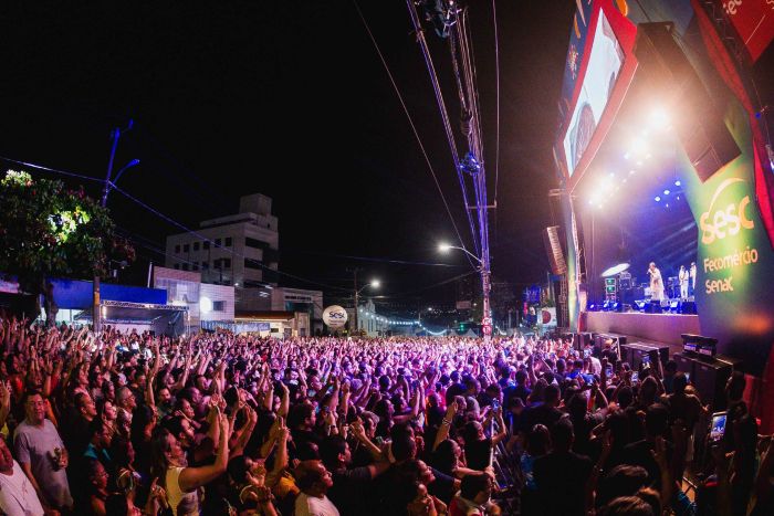 No momento, você está visualizando Sesc Parada na Ladeira reúne mais de 30 mil pessoas no Centro de Natal