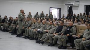 Leia mais sobre o artigo Comandante-Geral reúne oficiais para alinhar planejamento operacional da Operação Carnaval 2026
