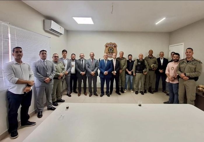 Leia mais sobre o artigo Polícia Militar reforça integração com forças estaduais e federais em reunião sobre combate ao crime organizado