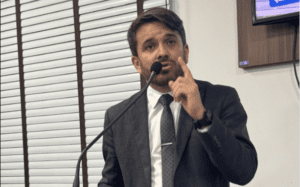 Leia mais sobre o artigo Vereador Fernando Guilherme solicita informações sobre demanda reprimida na saúde de João Câmara