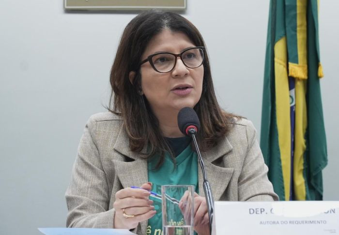 Leia mais sobre o artigo Carla Dickson garante R$ 30 milhões para o autismo e famílias atípicas no RN em 2026