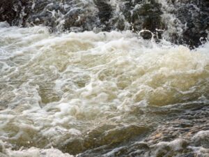 Leia mais sobre o artigo Ministério Público recomenda restrição ao mela-mela no Carnaval de Guamaré para proteger rios