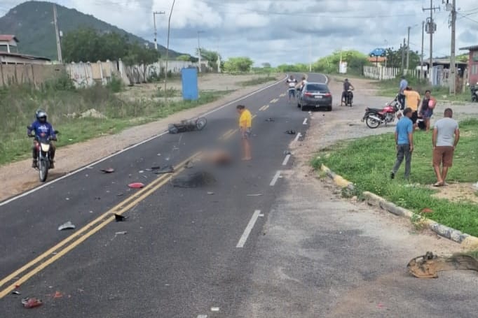 Leia mais sobre o artigo Duas mulheres morrem em acidente entre motocicleta e carro em rodovia no interior do RN