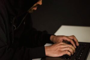 Leia mais sobre o artigo Mantida pena para acusado de exploração sexual digital de adolescentes