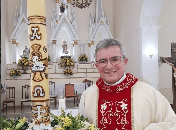 Leia mais sobre o artigo Monsenhor Silvio Brito é nomeado bispo auxiliar da Arquidiocese de Natal