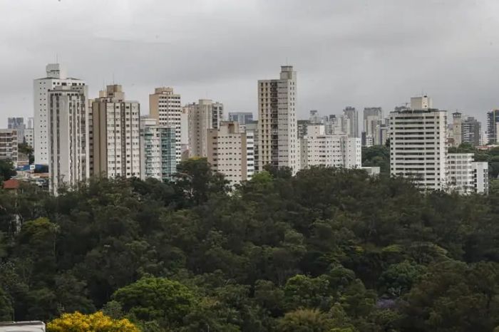 Leia mais sobre o artigo Habitação: mais de 4 mil cidades podem perder recursos federais por pendências no SNHIS