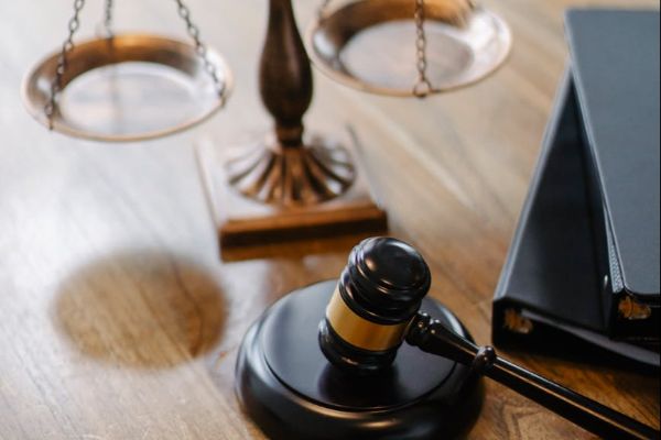 Leia mais sobre o artigo Idosa receberá R$ 12 mil após empresa de capitalização descontar valores indevidos em conta bancária