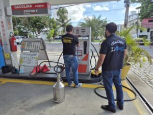 Leia mais sobre o artigo Operação nacional intensifica fiscalização em bombas de combustíveis e produtos da cesta básica