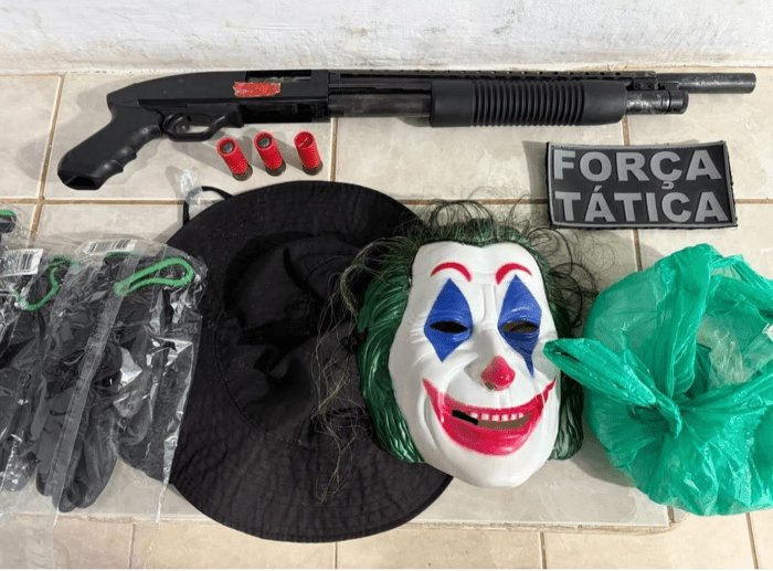 Leia mais sobre o artigo Casal é preso por porte ilegal de arma de fogo em Rio do Fogo/RN