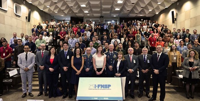 Leia mais sobre o artigo Comandante da PMRN participa de assinatura de convênio para inovação na segurança pública em Brasília