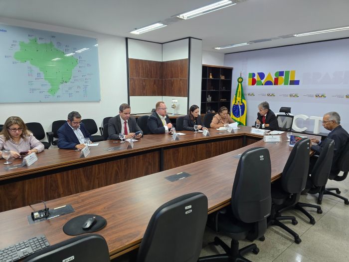 Leia mais sobre o artigo Governadora Fátima reforça candidatura do RN para receber supercomputador de IA