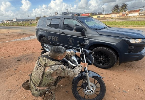 Leia mais sobre o artigo PRF recupera 11 motos adulteradas e duas furtadas durante o fim de semana no RN