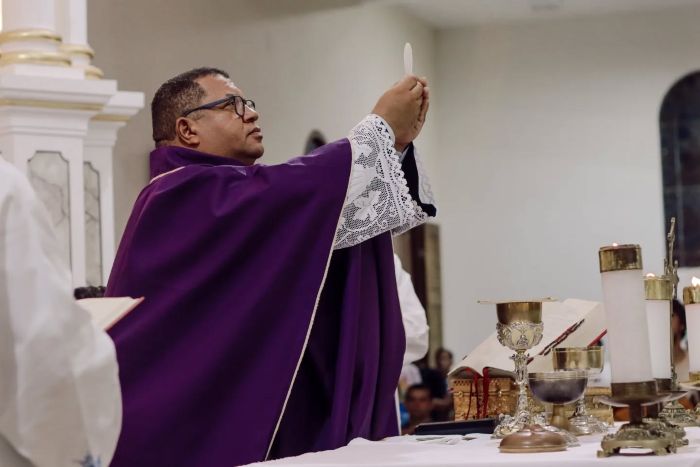 Leia mais sobre o artigo João  Câmara: Santa Missa de Acolhida do Vigário Paroquial Padre Ajosenildo Nunes