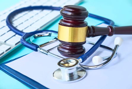 Leia mais sobre o artigo IA na medicina e defesa profissional são temas de seminário promovido pelo CREMERN e OAB/RN