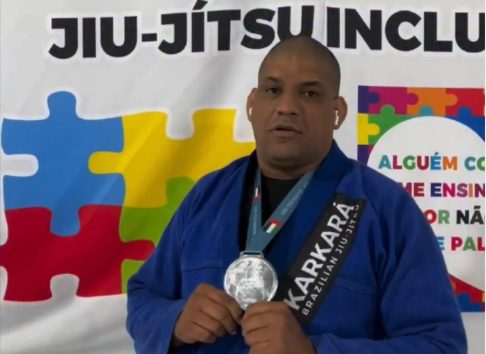 Leia mais sobre o artigo Prefeita nomeia Agamenon Mendes como novo Secretário de Esportes de João Câmara