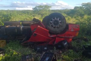 Leia mais sobre o artigo Acidente com caminhão na RN-120 em São Paulo do Potengi, deixa um morto e dois feridos