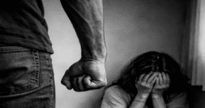 Leia mais sobre o artigo PM conduz suspeito de prática de violência doméstica contra sua genitora na cidade de Parnamirim/RN