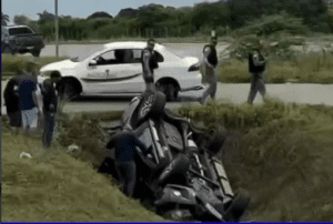 Leia mais sobre o artigo Empresário de João Câmara se envolve em acidente na RN de acesso ao aeroporto de São Gonçalo do Amarante