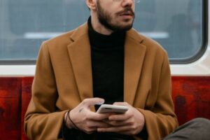 Leia mais sobre o artigo Macau: Empresa de telefonia é condenada a pagar R$ 5 mil após cliente ter nome negativado indevidamente