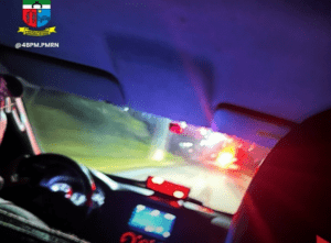 Leia mais sobre o artigo Polícia Militar apreende adolescente após manobra perigosa terminar com criança de um ano ferida