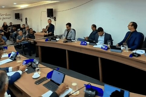 Leia mais sobre o artigo Touros: Padre Ivanilson apresenta projeto do Alto do Bom Jesus na Câmara e destaca potencial do turismo religioso