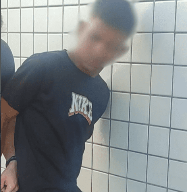 Leia mais sobre o artigo Foragido se apresenta com nome do irmão, mas é descoberto por reconhecimento facial e termina preso em Natal
