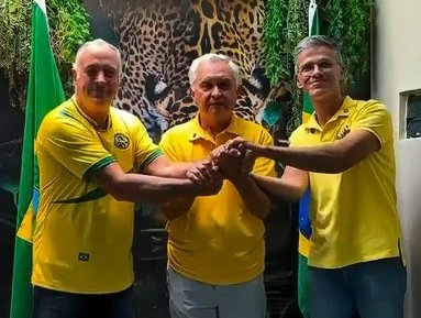 Leia mais sobre o artigo TROPA BOLSONARISTA: Lançamento de Chapa de Direita conta com o “Bolsonarismo Raiz”: Coronel Hélio, Coronel Azevêdo e General Girão