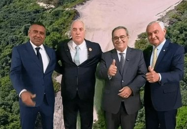 Leia mais sobre o artigo Em reunião com Flávio Bolsonaro, Rogério Marinho articula papel estratégico da pré-candidatura de Coronel Hélio ao Senado Federal